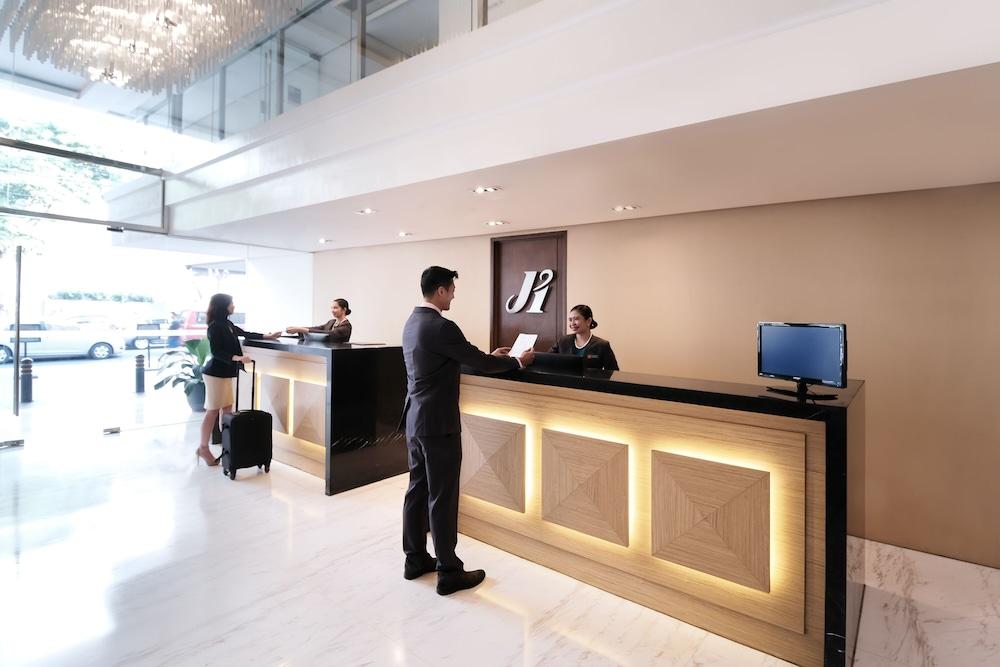 Jinjiang Inn - Makati Makati City Exteriör bild