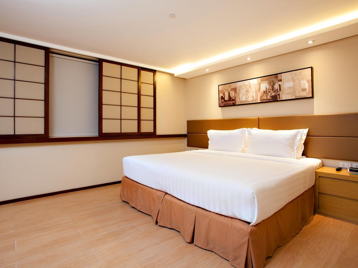 Jinjiang Inn - Makati Makati City Exteriör bild