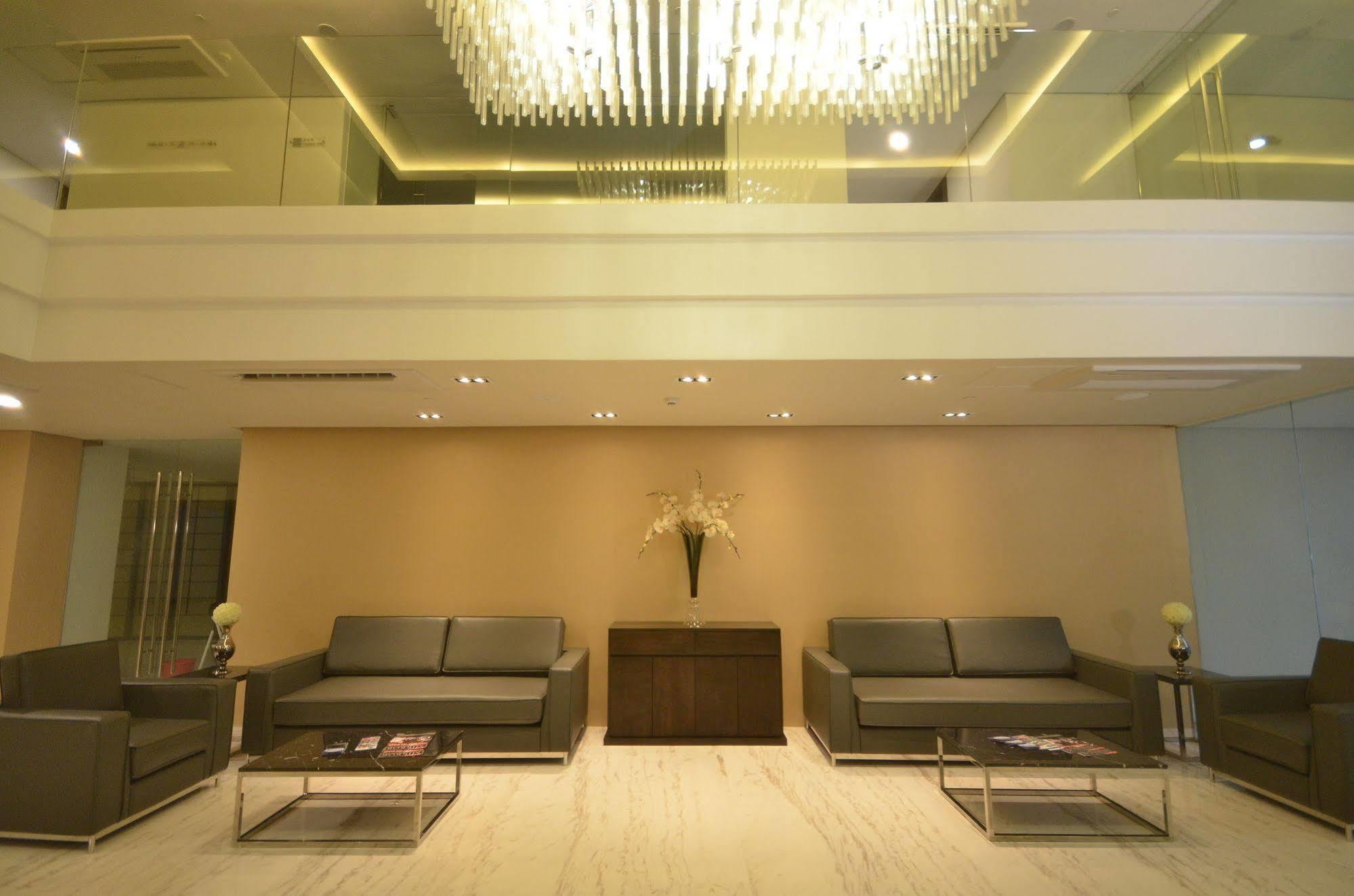 Jinjiang Inn - Makati Makati City Exteriör bild